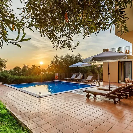 Villa Olivia 3 Bed In Lourdas Kefalonia Trapeza (Kefalonia)