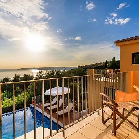 Villa Olivia 3 Bed In Lourdas Kefalonia *